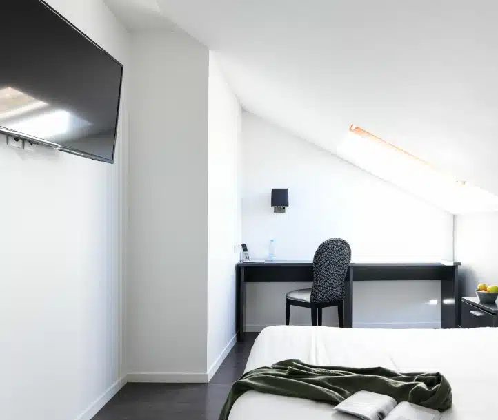 appart hotel cambo bureau tv