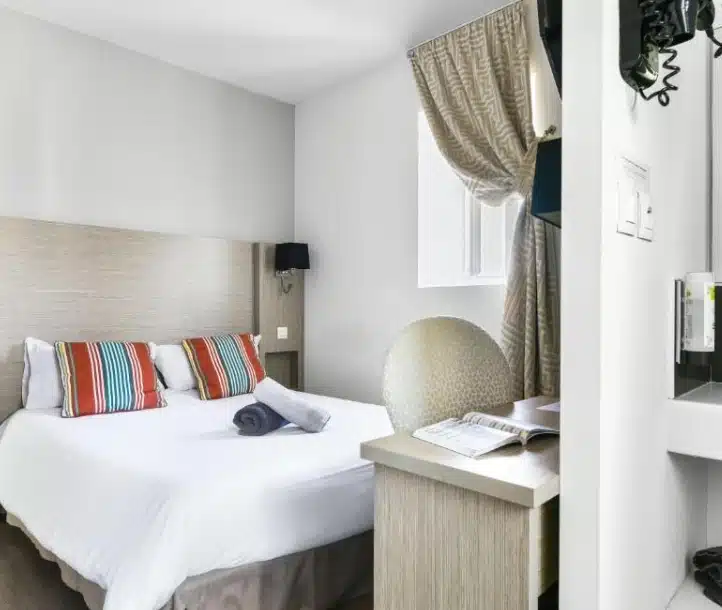 lit double hôtel cambo